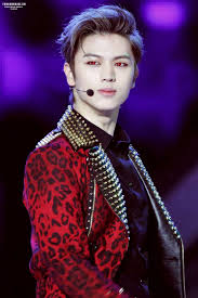 Yooksungjae Kr Vampire Look Star Fashion Top Celebrities