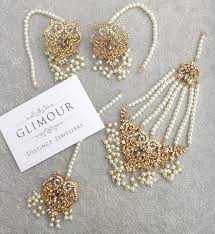 Antique Gold Silver Simple Stud Earrings With Tikka Jhoomer Pasa In 2020 Simple Stud Earrings Earring Set Antique Gold