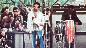Woodstock (studio recording) written by joni mitchell performed by crosby stills nash & young. Woodstock War Wirtschaftlich Ein Debakel Wenn Hippies Rechnen Der Spiegel