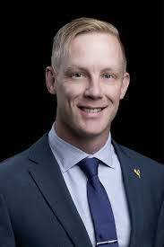 Steve Blacker's Instagram, Twitter & Facebook