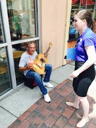 Winston Burke (@winstonavich)