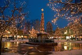 Santa fe (pop 60,000), the capital of new mexico, is the quintessential southwestern town for art, culture and history. What To Do In Santa Fe During Thanksgiving Christmas And New Year S