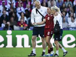 Karolina Protsenko - the enchanting artist revealed in all her glory