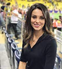 Tuvana türkay şarkıları tuvana türkay albümleri. Tuvana Turkay Imdb