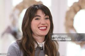 33 Photos & High Res Pictures