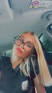 Alia🍓 (@alia_dvc)