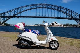Heather Sends This Picture Of Her Vespa Primavera From Sydney Australia All Dooted Up With Our Union Jack Seat Cover What A Vie Vespa Sprint Vespa Union Jack