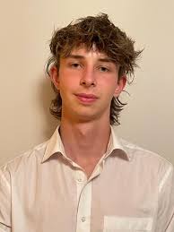 Alex Mesenský Business Management,English,Maths,Physics,The Extended  Essay,Visual Arts private tutor