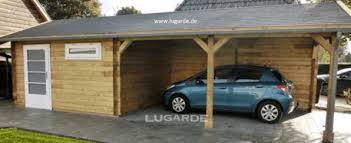 A substantial apex roof building split into two to provide both a garage and carport. Carport Holz Oder Massivholz Kaufen