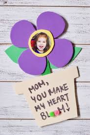 The crafts use materials found around the house, like egg cartons, cardboard, paper, boxes, string, crayons, paint, glue, etc. 25 Easy Mother S Day Diy Crafts For Kids