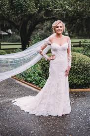 I also have a veil that matches the dress (if wanted no extra cost). Stella York 6176 Used Wedding Dress Save 53 Stillwhite