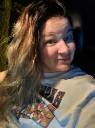 Introduction to personal growth and spiritual connection in a community