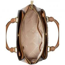 Shop over 100 top michael kors gold chain handle handbag and earn cash back all in one place. How To Easily Spot A Fake Michael Kors Bag Lovetoknow