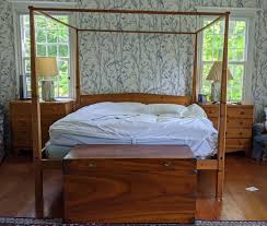 Find affordable 5 piece bedroom sets at furniture.com. Three Piece Lane Bedroom Set King Size Four Poster Bed 2 Dressers Ithaca Vintage