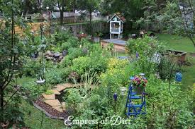 The falls church home & garden tour returns on october 17, 2021. Backyard Garden Tour With Flowers And Garden Art Empress Of Dirt