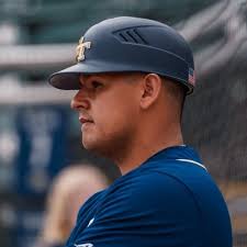 Lance MacDonald (@Lmac_4)