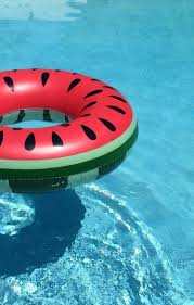 Pin By Yarenmina On Aaa In 2020 Summer Wallpaper Pool Cute Pool Floats