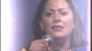 ALEJANDRA GUZMAN FLOR DE PAPEL