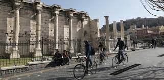 Ο σταθμός της λεωφόρου κηφισού και ο σταθμός λιοσίων. Lockdown To Fek Me Ta Nea Metra Oi Allages Sta Sms Kai H Apagoreysh Kykloforias E8nos