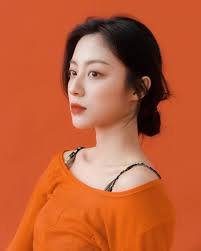 Kang min ah is seen as soo ah, the bubbly best friend of the main character. Fakta Menarik Kang Min Ah Pemain True Beauty