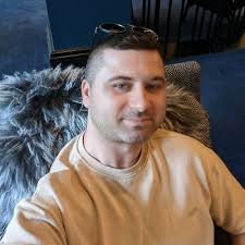 Excited to share that I'm now officially an Unreal Authorized Instructor!