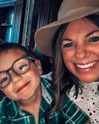 It was this little dudes 4th birthday last week! 4! It's gone so so  quickly! He had a great party thanks to Trevor Cline Magic! Lost count how  many times he blew