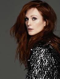 julianne moore mit langer mahagoni mahne mahagoni haarfarbe haarfarben bunte haare