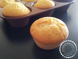 Base Pour Cupcakes A La Vanille Version Thermomix Cupcakes A La Vanille Recette Cupcake Recette Thermomix Dessert