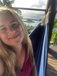 Jon is off to Nadi.....Kids are napping....and I get to spend one more  night in Savusavu.............and one more hour in a hammock 🏝😘💕 😂  #momlife Back to the village in the morning