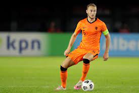 The main positions in which teun koopmeiners starts for az. Leeds United Linked With Move For Az Alkmaar Captain Teun Koopmeiners Through It All Together