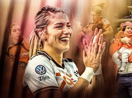 Полман эставана / polman estavana. Handball Wm Frauen Rafael Van Der Vaart Estavana Polman Vs Deutschland