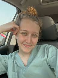 I recently came across a post that said "becoming a doctor is a marathon,  not a sprint & it's important to break down the journey into smaller  milestones & to celebrate them”. |