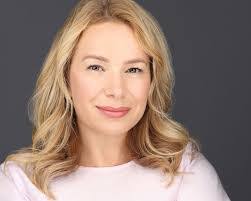 Lisa Delvecchio's Instagram, Twitter & Facebook