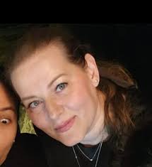 hello please remove this black plastic please