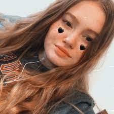 Delia Teague's Instagram, Twitter & Facebook