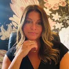 Kelly Spurrier's Instagram, Twitter & Facebook