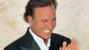 Dos ex empleadas de Julio Iglesias denuncian agresiones sexuales del cantante – La de Hoy Querétaro