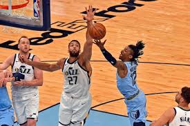 Rudy gobert signed a 4 year / $102,000,000 contract with the utah jazz, including $94,000,000 guaranteed, and an annual average salary of $25,500,000. Jazz S Rudy Gobert Wins Nba Defensive Player Of The Year For Third Time The Athletic