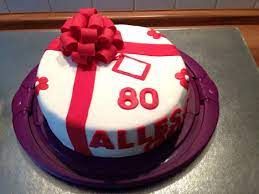 Liebe grüße sahneschnäuzchen | gefällt mir gut! Geburtstagstorte 80 Geburtstag Rote Schleife Aus Fondant Torte Zum Geburtstag Fondanttorte Schleife Aus Fondant Geburtstagstorte Motivtorten