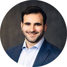 Melanie Barba's Instagram, Twitter & Facebook