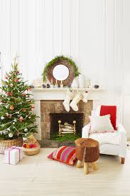 Traditional holiday decorating themes stand the test of time every year. 50 Best Diy Christmas Decoration Ideas Easy Homemade Holiday Decorations