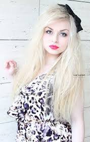 Eva Krause's Instagram, Twitter & Facebook