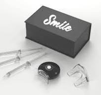 Prodotti per sbiancamento dei denti e igiene orale a marchio ...