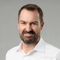 Andrew Jacobi's Instagram, Twitter & Facebook