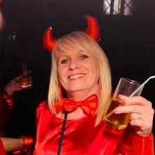 Elaine Downs (@ElaineDowns)