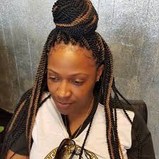 Senegalese twist hair is usually straighter than other synthetic hair and when senegalese twists are attached one can easily note the point of attachment to the. Senegalese Twists 60 Ways To Turn Heads Quickly