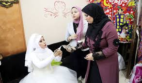 When it comes to egyptian weddings, though arranged marriages are not quite the norm among coptic christians, both the bride and the groom have all their body hair removed prior to the wedding. High Marriage Costs Cause Slump In Egyptian Weddings Arab News