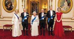 La familia real británica ha inspirado muchos formatos, mas el último la familia al completo. Familia Real De Inglaterra