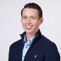 Alexander Spindler's Instagram, Twitter & Facebook