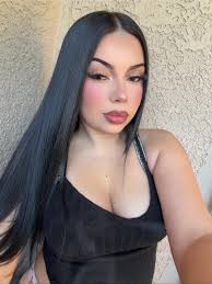 𝔑𝔦𝔨𝔨𝔦 𝔪𝔞𝔯𝔱𝔦𝔫𝔢𝔷 (@nikkimartinezzz)’s videos with ice